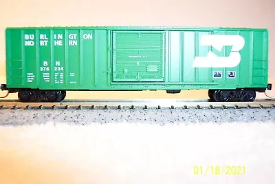 MICRO TRAINS # 025 00 490 BURLINGTON NORTHERN # 376234 50' Box Car N Scale • $21.95