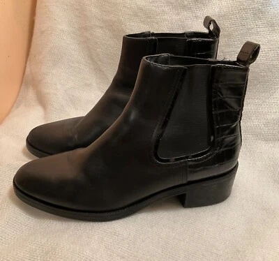 $24.50 • Buy Zara Chelsea Boots Slip On Black Size 39 US 8 Ankle Booties - Read For Details!