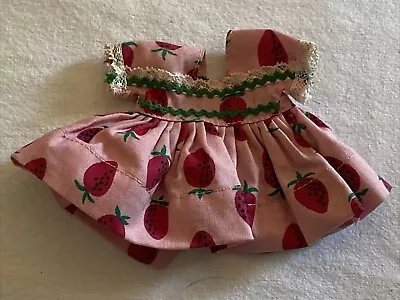 Muffie 8  Doll Dress Vintage Strawberries Strawberry Nancy Ann Storybook NASB • $41.99