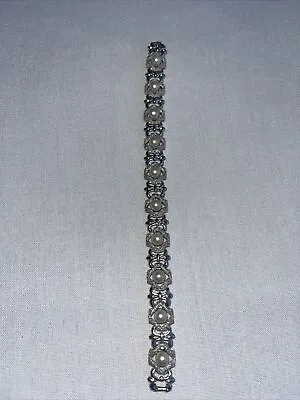 Vintage Crown Trifari Bracelet Pearl  Silver Link Jewelry Pearls Signed S • $95