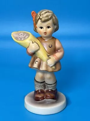 Vintage Goebel M.I. Hummel Club 1993/94 Figurine A SWEET OFFERING Hum 549 TMK-7 • $19.99