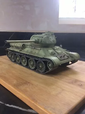 £70 • Buy 1/35 Soviet T34/85 Berlin 1945 Model Tank Kit Built And Painted