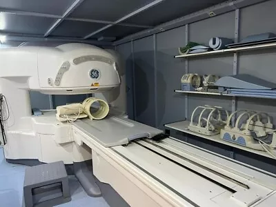 Ge Ovation HD MRI System Dom.2008 Located In Italy  • $70000