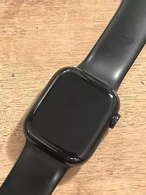 Apple Watch Series 7 41mm Midnight Aluminium Case GPS With Black Band • £190