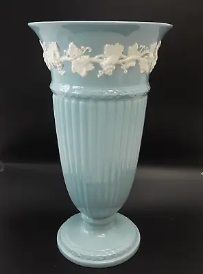 £35 • Buy Wedgwood Embossed Queensware Cream On Blue Trumpet Vase 28cm