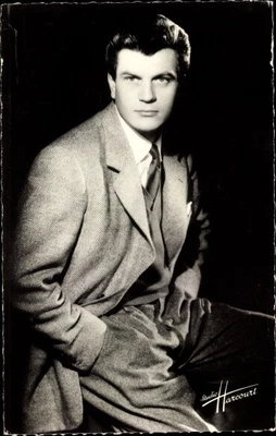 £6.33 • Buy Postcard Actor Henri Vidal, Portrait, Studio Harcourt 214 - 3599954