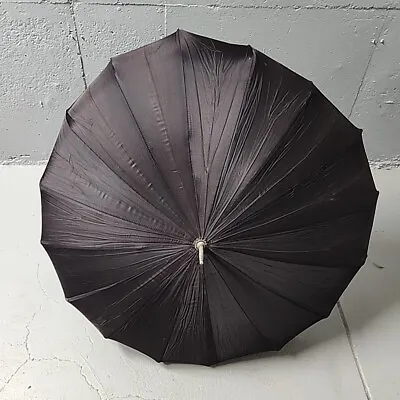 Umbrella Parasol Mid Century Black W/Faux Snake Skin Handle 1960s U-5A • $25