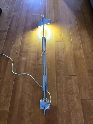 Vintage Luxo 22 Watt Gray  Magnifier Articulating Lamp Swing Arm.  • $99.99