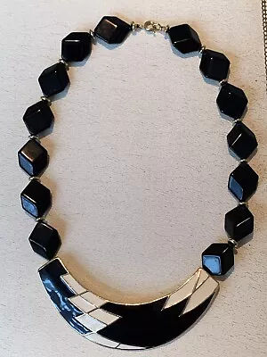 £9.99 • Buy Vintage 1970s Trifari Necklace