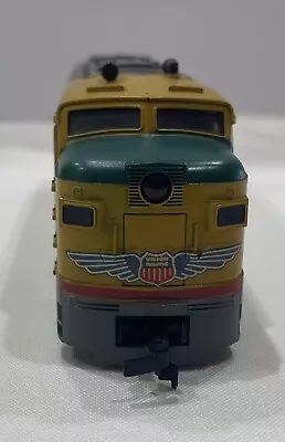 Model Power HO FA2 Union Pacific  List #824 • $29.99