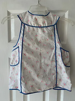 Vintage 1930s Child's Handmade Floral Smock Apron W/Pockets Two-Button Back • $11.99