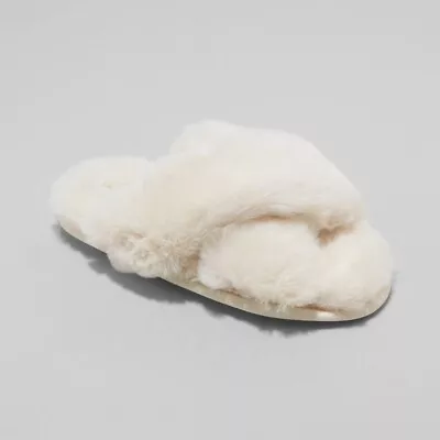 NEW Cat & Jack Girls' Brooklyn Crossband Fur Slippers Ivory Size Medium (2-3) • $9.99