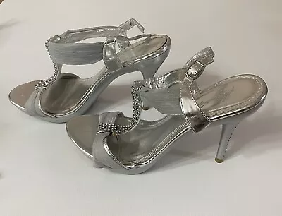 MICHAELANGELO Heels Rhinestone T Strap Shoes Silver Sz 8 Dress 4.5 Inch Stiletto • $17