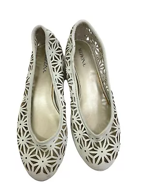 Merona Cutwork Flats Sz 6.5 Shoes • $10