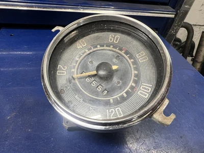 $125 • Buy Volkswagen Bus KPH Speedometer