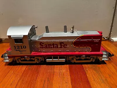USA Trains EMD Santa Fe NW2 1210 • $160.95