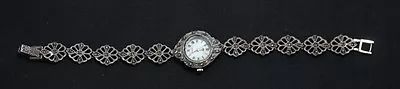 Maurices Silver Tone Ladies Bracelet Watch Wristwatch Collectible 003 • $82.79