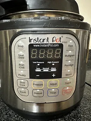 Instant Pot Duo IP-DUO 6 Quart 7-in-1 Pressure Cooker Pre-Owned • $28