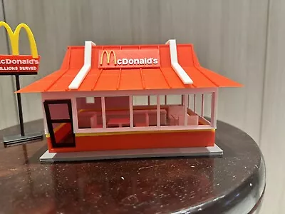 O Scale McDonalds W/ Interior (BUILT) • $69.99