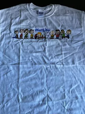 Peanuts - Charlie Brown Met Life - White Crew T-shirt Adult Large • $14.99