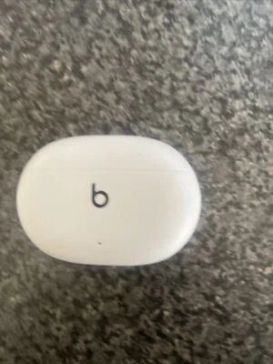 £70 • Buy Beats By Dr. Dre Studio Buds - White