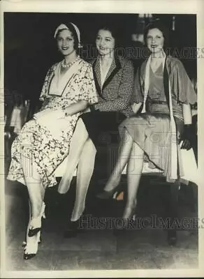 1931 Press Photo Miss Universe Netta Duchateau & Runners-up Pose In Dresses PA • $23.88