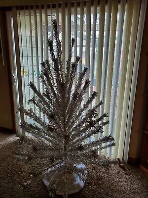 Vintage 6 Ft. Aluminum Christmas Tree W/ Sleeves & Box 94 Limbs • $490