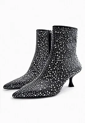 $149 • Buy NWT Zara STUDDED Ankle Boots BLACK 2124/010 Size US8 / EUR 39 *BEAUTIFUL*