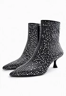 NWT Zara STUDDED Ankle Boots BLACK 2124/010 Size US8 / EUR 39 *BEAUTIFUL* • $99.99