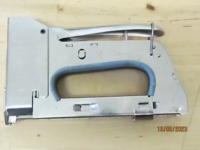 £9.99 • Buy Rapid Cableline. Stapler. R28