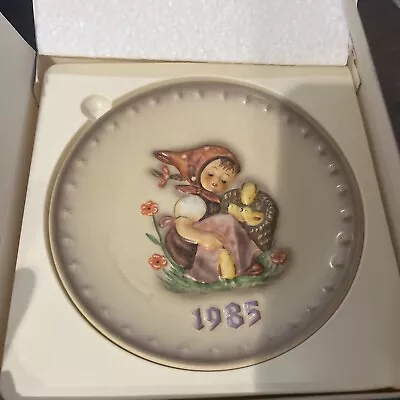 Vintage  MJ Hummel Annual Plate 1985 “Chick Girl” Germany • $11.99