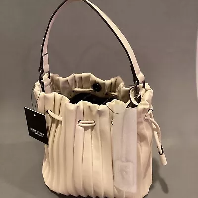 Simply Vera Vera Wang Handbag Purse Pleated Cream Crossbody • $49.99