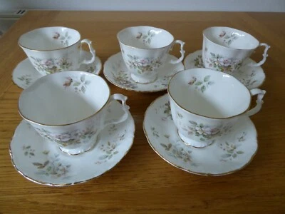 £20 • Buy 5 Royal Albert Haworth Cups & Saucers