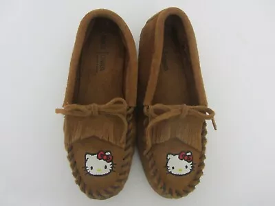 Minnetonka Suede Moccasins Hello Kitty Limited Edition Embroidery Girls 4 • $16.99