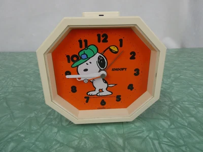 $40 • Buy Vintage Citizen Snoopy Alarm Clock - Made In Japan