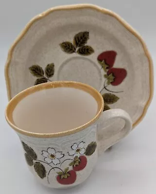 Mikasa Strawberry Festival  4 Cup & Saucer Sets VTG Stoneware Exc. Retro Style • $45