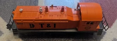 Vintage Lionel D T & I # 8111 O Gauge Switcher Engine Runs Well • $44