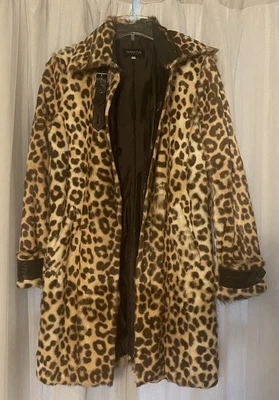 $175 • Buy Vintage Patrizia Pepe Faux Cheetah Fur Coat And Leather Coat Size 44 ITALY