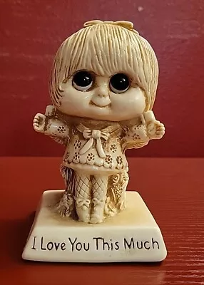 1970s W & R Berries Co's  Figurine Girl I Love You This Much Resin 6  • $5