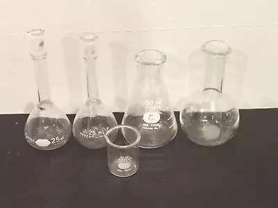 Lot Of Lab Equipment Small Pyrex 5640 25 Ml 4980 50 Ml 1000 10 Ml Beaker Set • $29.99