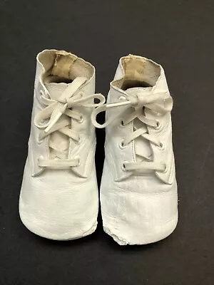 Vintage MRS. DAY’S 1950’s WHITE LEATHER IDEAL Baby Shoes • $1