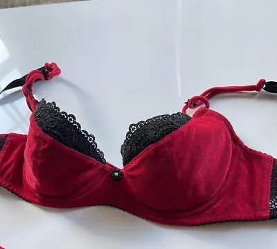 Size 34A La Senza Red / Black • £5