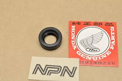 NOS Honda CA95 CB92 CL125 SS125 Kick Start Shaft Oil Seal 91203-200-000 • $12.11