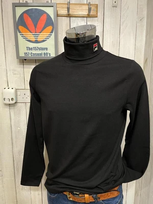 £40 • Buy 80S CLASSIC: Fila Logo Roll Neck - Black
