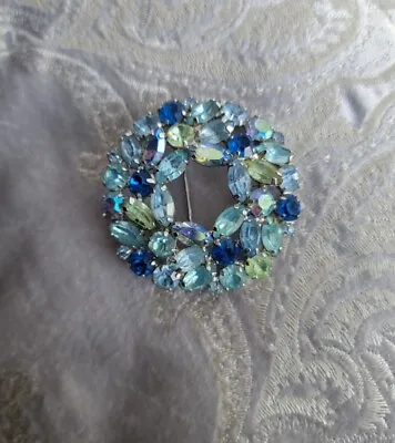 Vintage Weiss Blue Aurora Borealis Rhinestone Brooch Signed 2  • $54.99