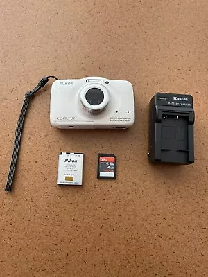 Nikon Digital Camera Coolpix S32 13.2 MP 3X Zoom White Waterproof Shockproof • $59.95