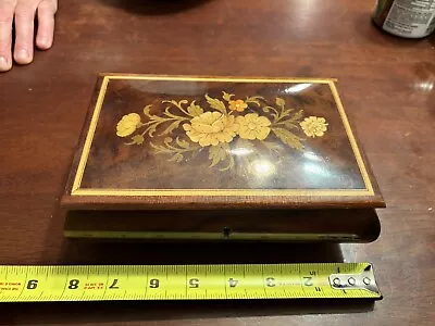 Vintage Floral Inlay Wood Music Box Jewelry Trinket Box - Swiss Musical Movement • $15