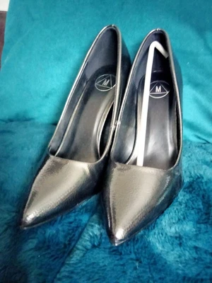 £15 • Buy Sz5 Missguided Grey Flared Point Heel Shoes Bnib