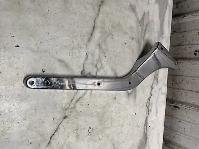 96 Kawasaki VN800 VN 800 Vulcan Drifter Left Rear Back Fender Mount Bracket Bar • $11