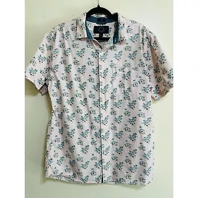 Men's Even Tide Slim Fit Hawaiian Tropical Camp Shirt Size L  • $15